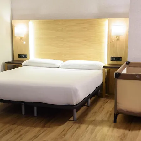 Zentral Mayoral Hotel